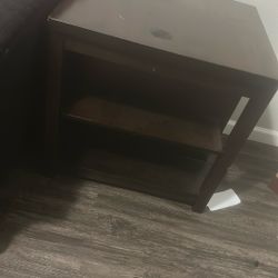 Brown end table 