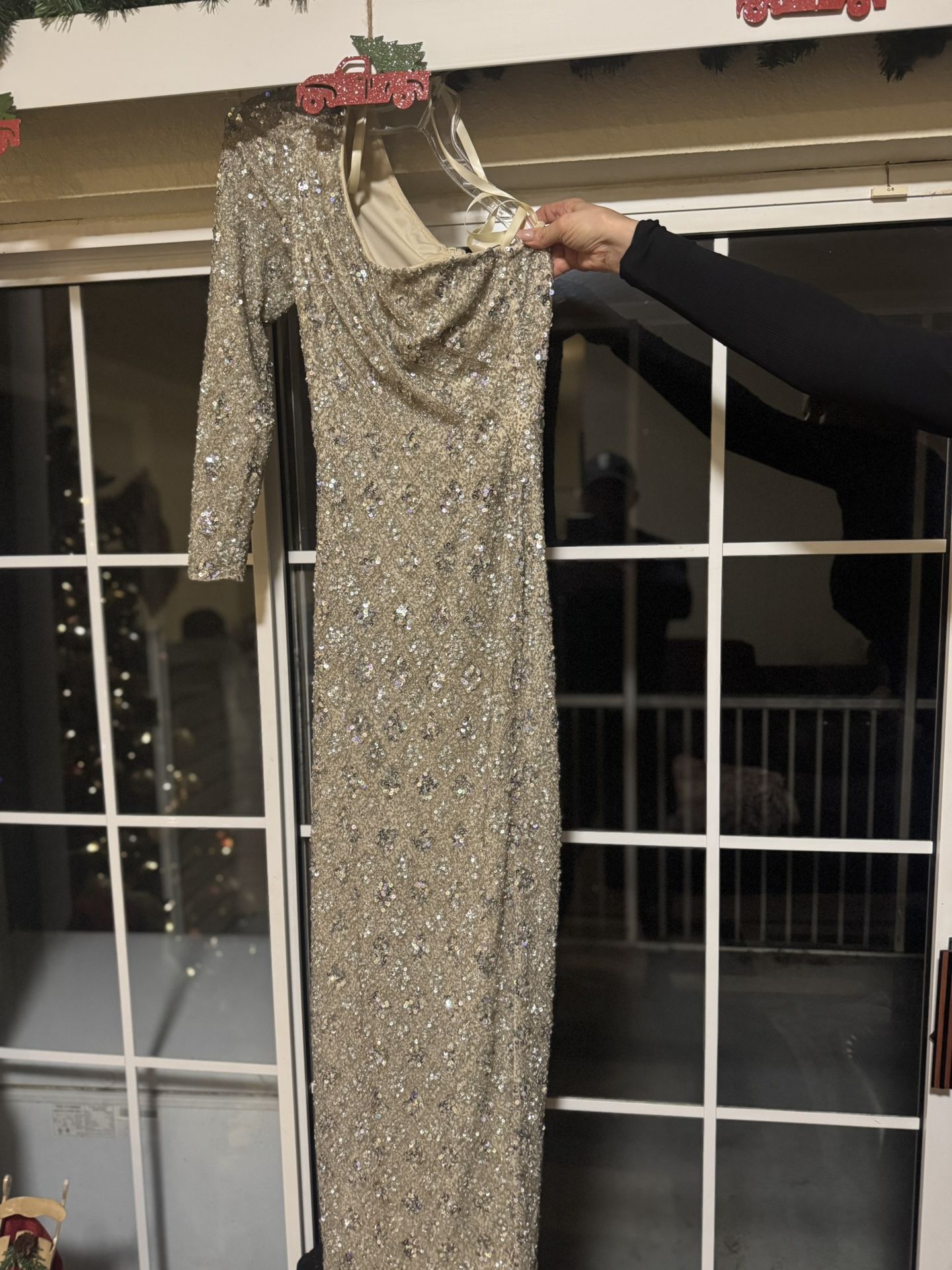 MAC DUGGAL Size 2 Beige Embellished One Shoulder Asymmetrical Gown