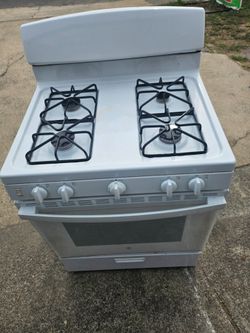 Gas stove