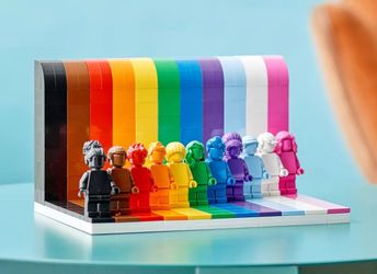 LEGO: Everyone Is Awesome (40516)