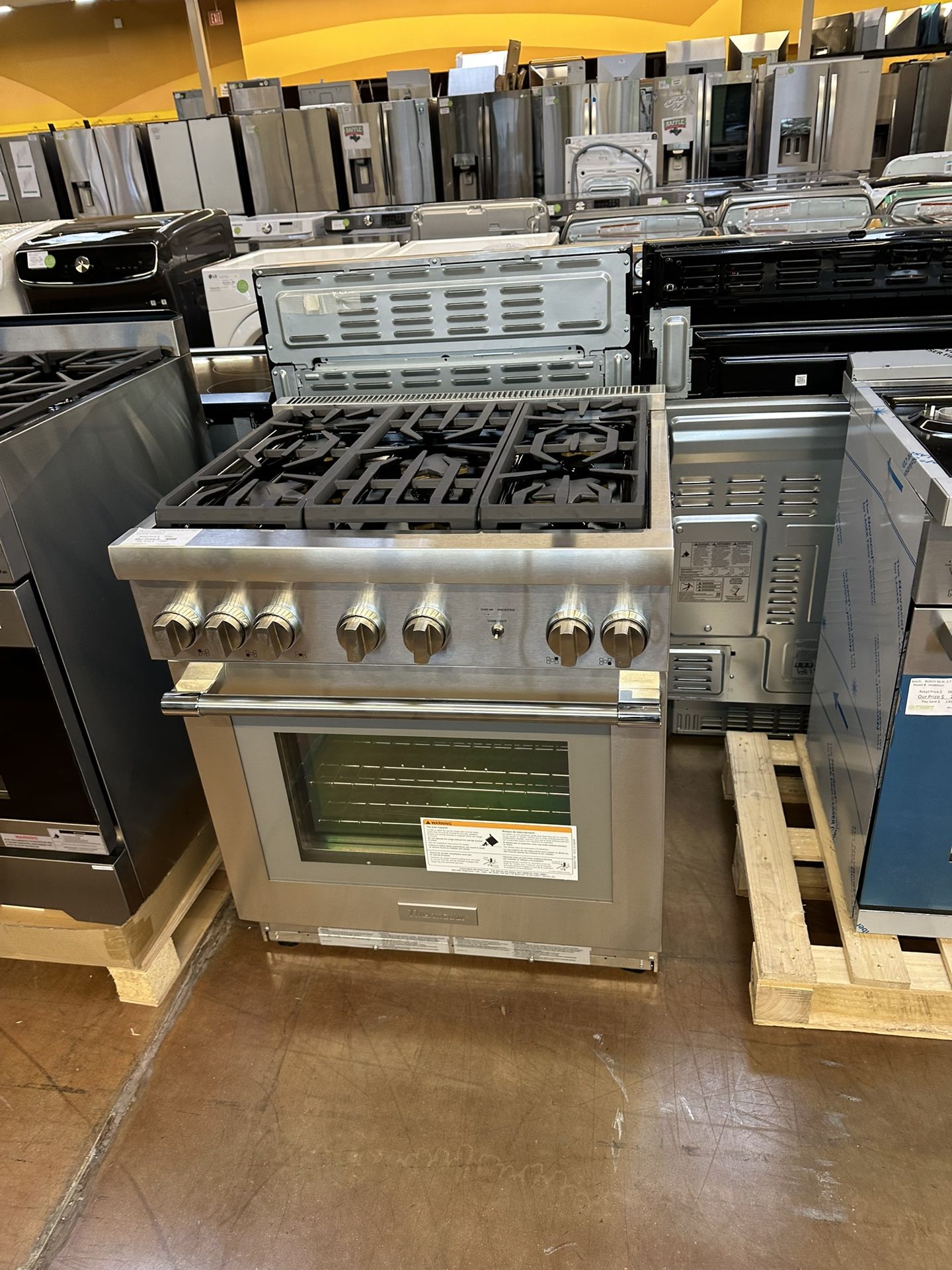 Thermador 30” Gas Range for Sale in Pico Rivera, CA - OfferUp