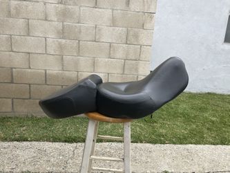 Harley Seat
