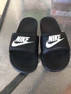 Nike slides sz 9