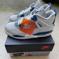 Jordan 4 Retro 