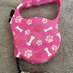 Retractable Leash 16ft Pink with bones & paw print