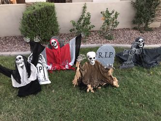 Halloween Graveyard Skeletons Halloween Decorations 