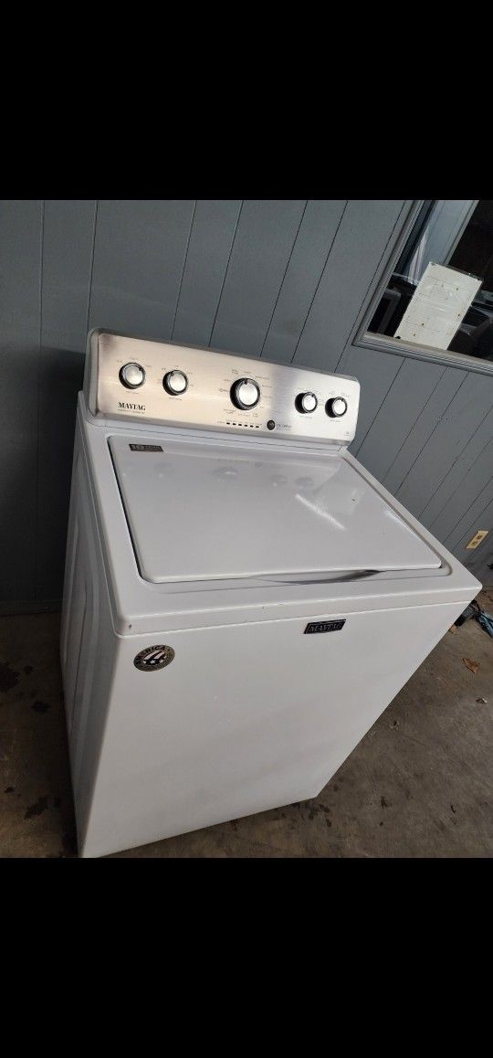 MAYTAG WASHER XL CAPACITY EXCELLENT CONDITION LARGE CAPACITY HEAVY DUTY DELIVERY AVAILABLE WE DO REPAIRS