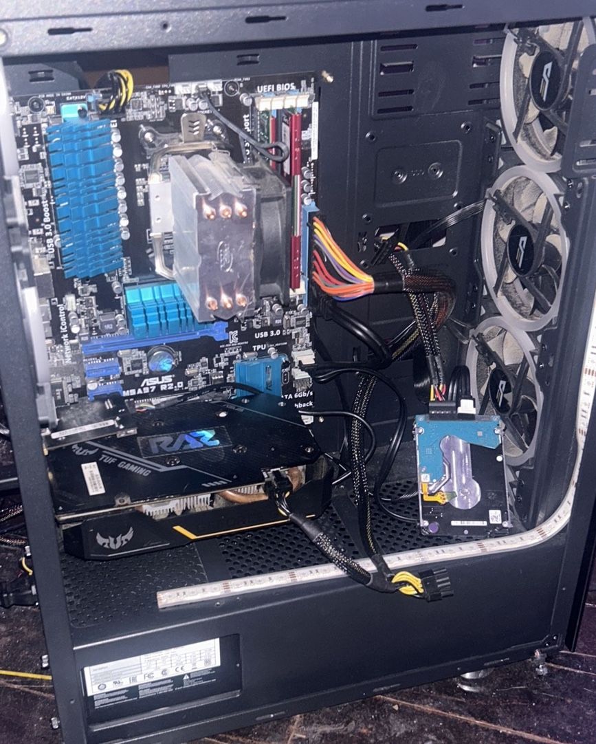 Amd Radeon Rx 570xt Cpu Amd Ryzen 7 5800 8 Core Processor 360$ Cash 