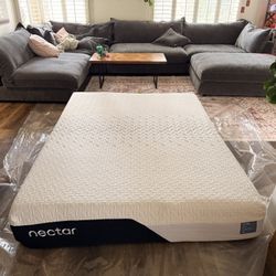 Nectar Luxe Memory Foam - Queen