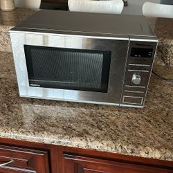 Panasonic Microwave, Smaller Counter Top- Make An Offer!