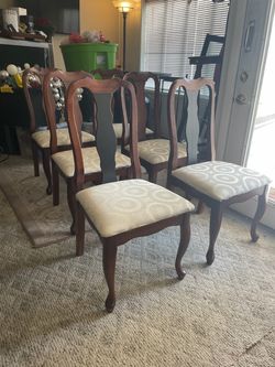 Queen Anne Style Dining Chairs – Cherry Wood, Cream Damask Upholstery (Set of 6)