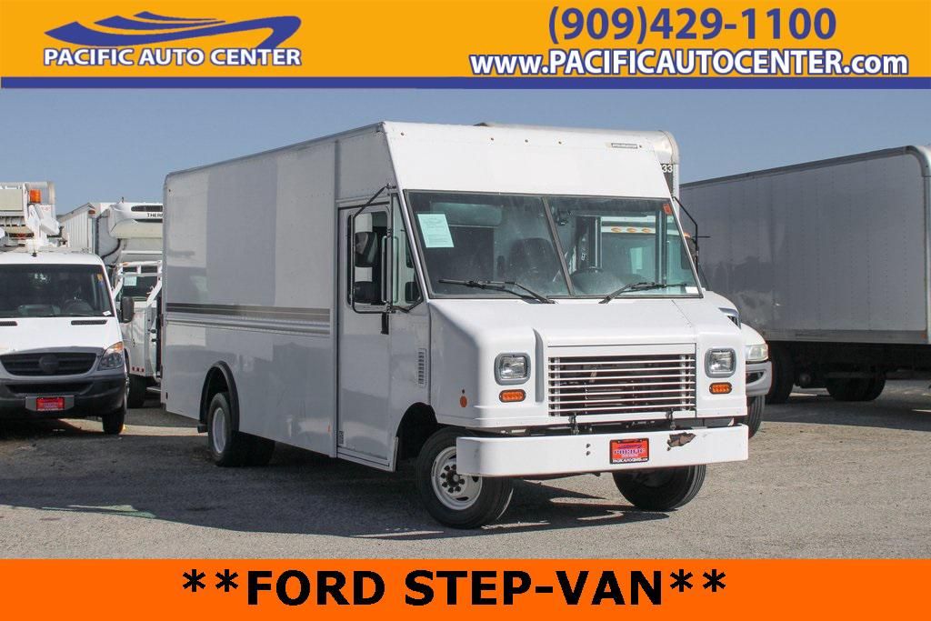 2015 Ford E-450 Stripped