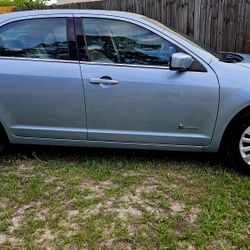 2010 Ford Fusion Hybrid