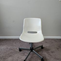 IKEA SNILLE Swivel chair, White desk office chair for Sale in