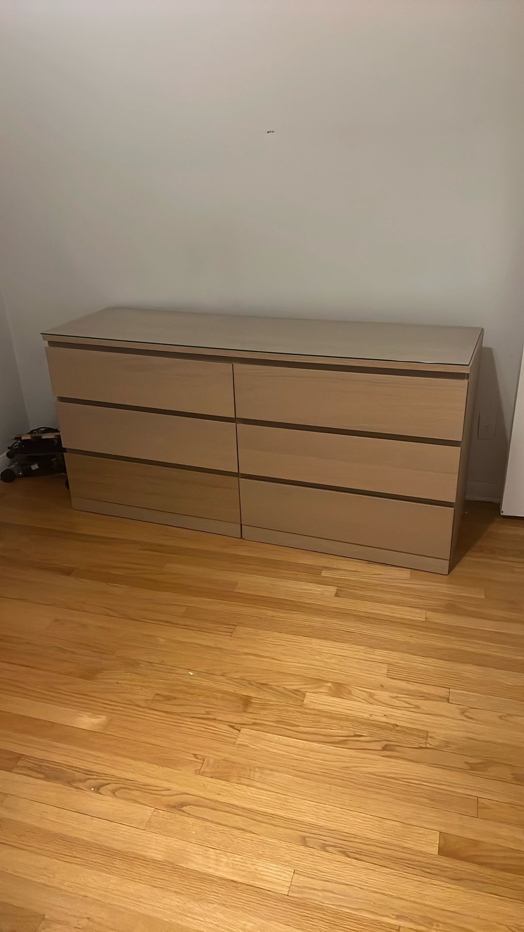 Dresser With Glass Top