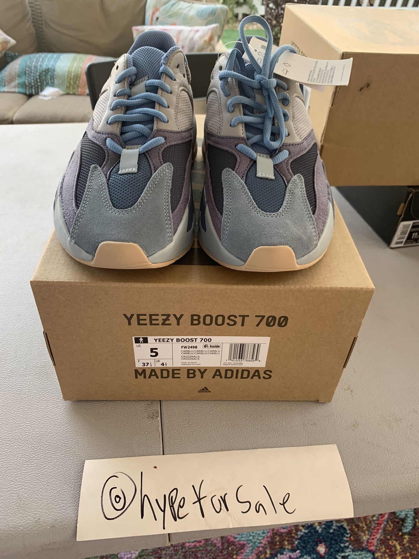 Adidas yeezy boost 700 Carbon blue size brand new 100% authentic