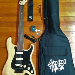 Electric Guitar With Bag And Accessories