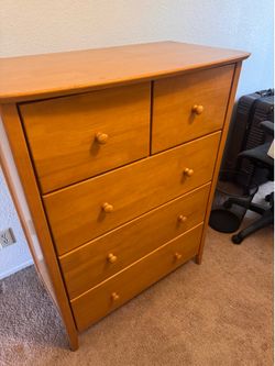 Dresser