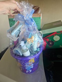 Disney's Cinderella Halloween basket