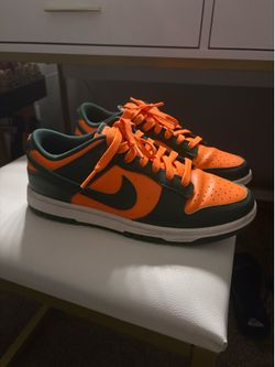 Miami hurricane dunks