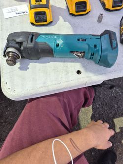 Makita 18v LXT oscillating multi tool