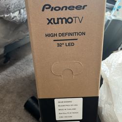 New Unopened Pioneer 32” Let Dump Tv High Definition. 