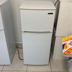 Magic Chef Mini Fridge