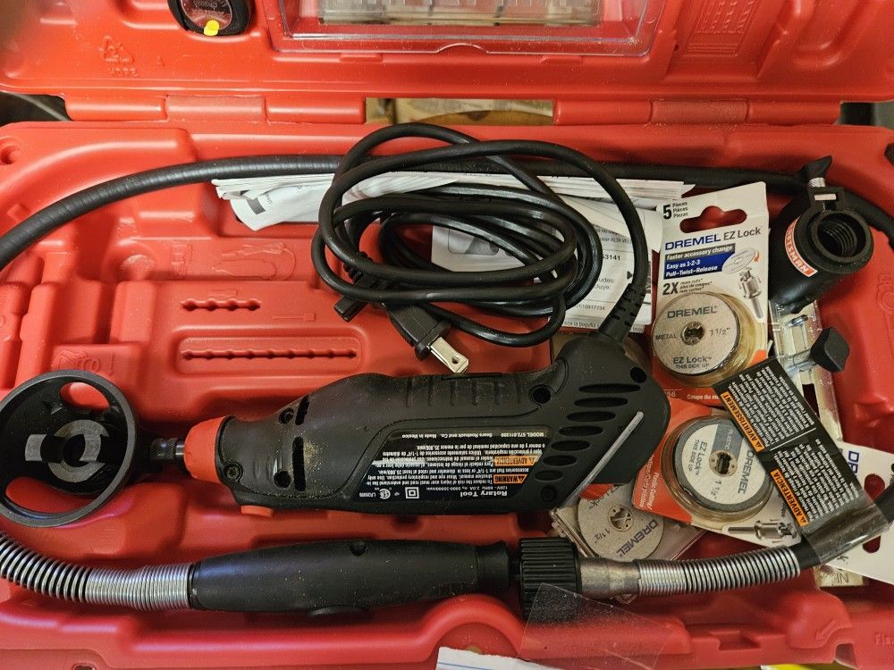 Craftsman Dremel Rotary Tool with Assessories kit