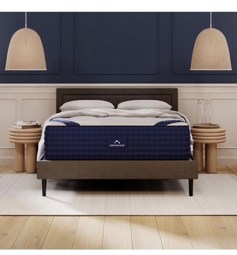DreamCloud 14” King Mattress - Luxury Hybrid Gel Memory Foam - 7 Premium Pressure-Relieving Layers - Forever Warranty - CertiPUR-US Certified