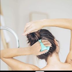 💥**Clearance Sale – Scalp Massage Brushes!**💥Same model sells on Amazon, now wholesale price
