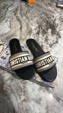 Dior Dway Slides