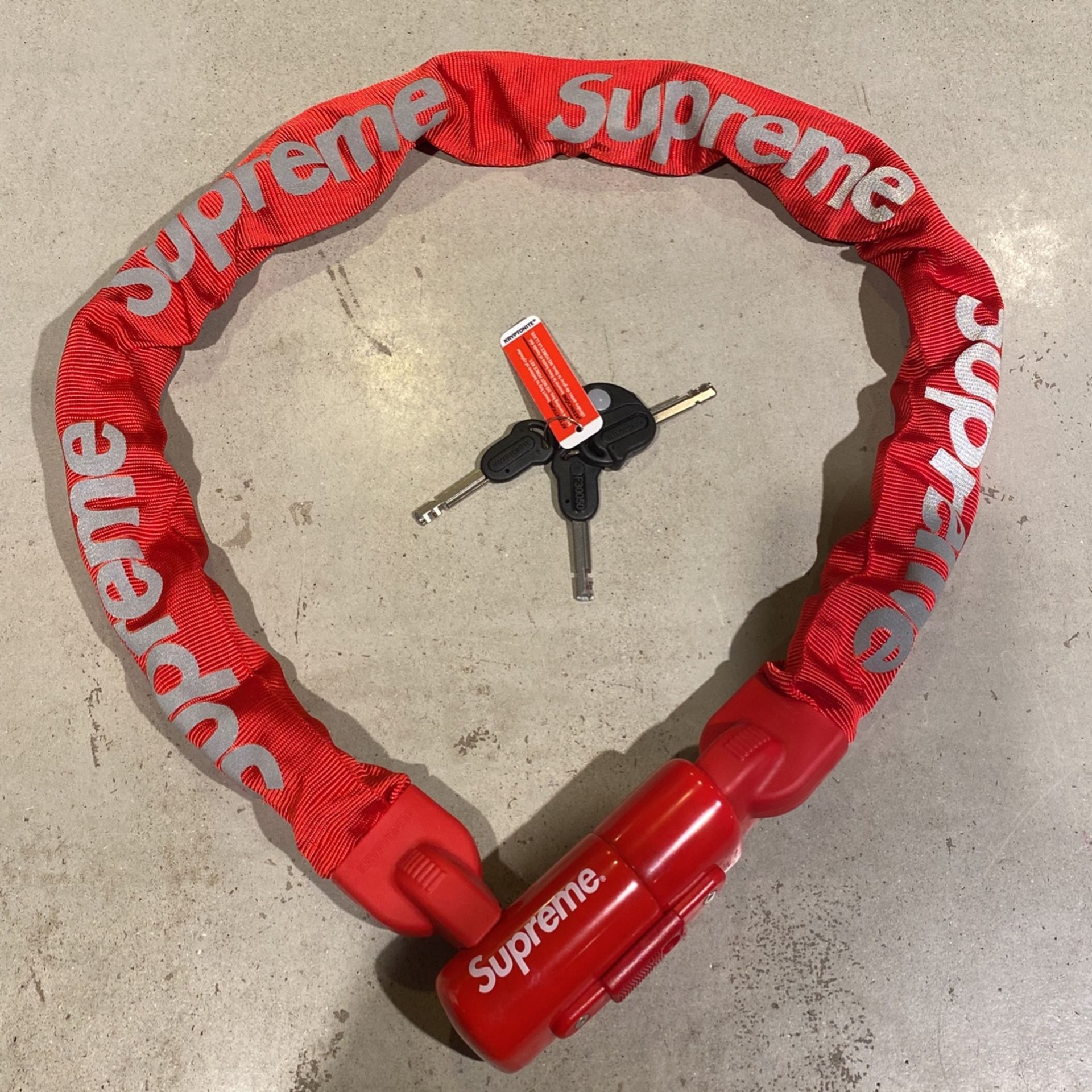 Supreme®/Kryptonite Integrated ChainLock Supreme Kryptonite Integrated Chain Lock Red - SS21 - US