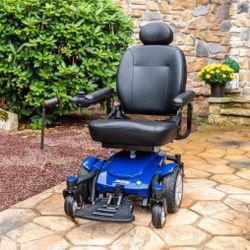 Jazzy Electric Wheel Chair-- Like NEW