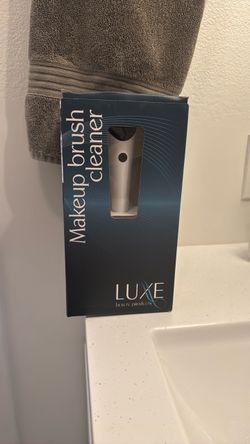 Luxe Make up brush cleaner