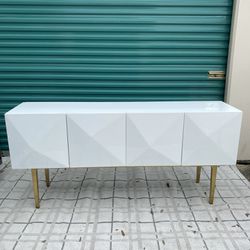 White Sideboard 