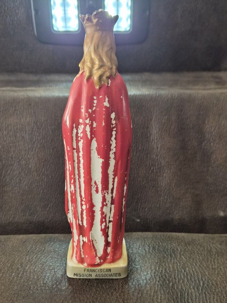 St. Dymphna. Vintage Statue 