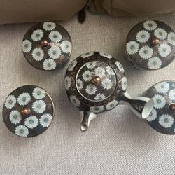 Gorgeous Vintage Japanese Hot Sake Set W/covered Cups