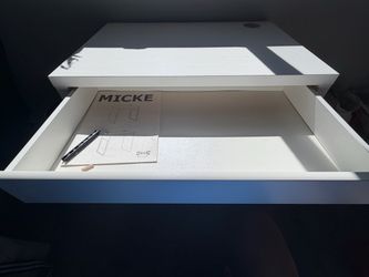 Ikea Micke Desk