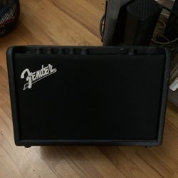 Fender Mustang GT 40 Amp 