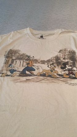 Vintage Men’s Disney Parks TShirt L