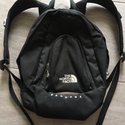 Northface Pandora Backpack - Black