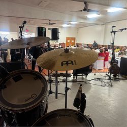 Busco músico que toque acordeón