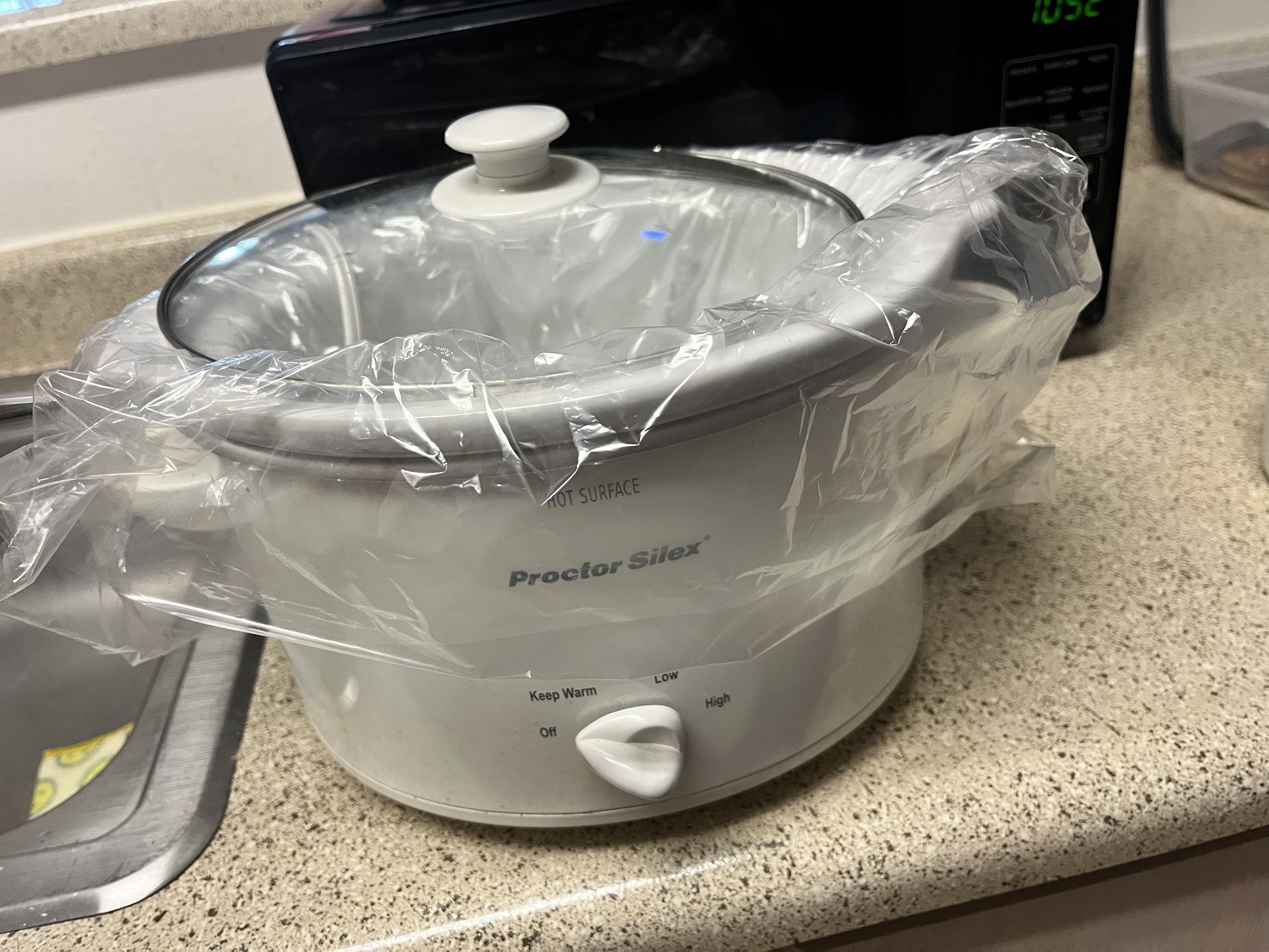 CROCK POT