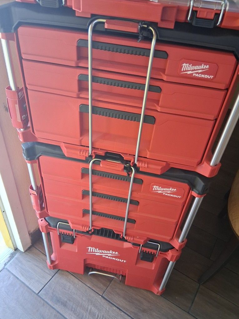 Milwaukee PACKOUT