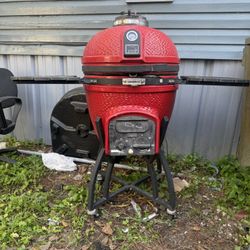 C-Series Ceramic Kamado Grill