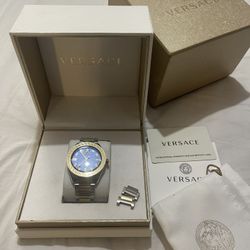 Versace 
