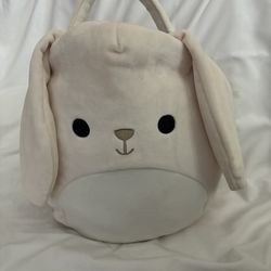 NWT ~ “Valentina” Easter basket plush