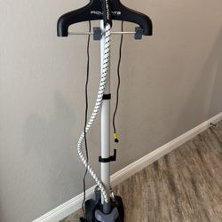 Rowenta 1500W Compact Steamer