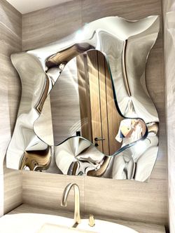 Christine wall mirror by Italian Brand FIAM, designed by Helidon Xhixha, Dante O. Benini, and Luca Gonzo 