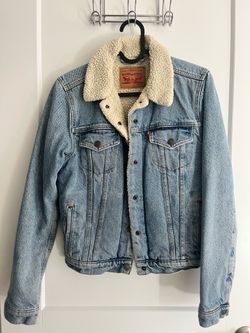 Levi’s Sherpa Denim Jacket – Size S